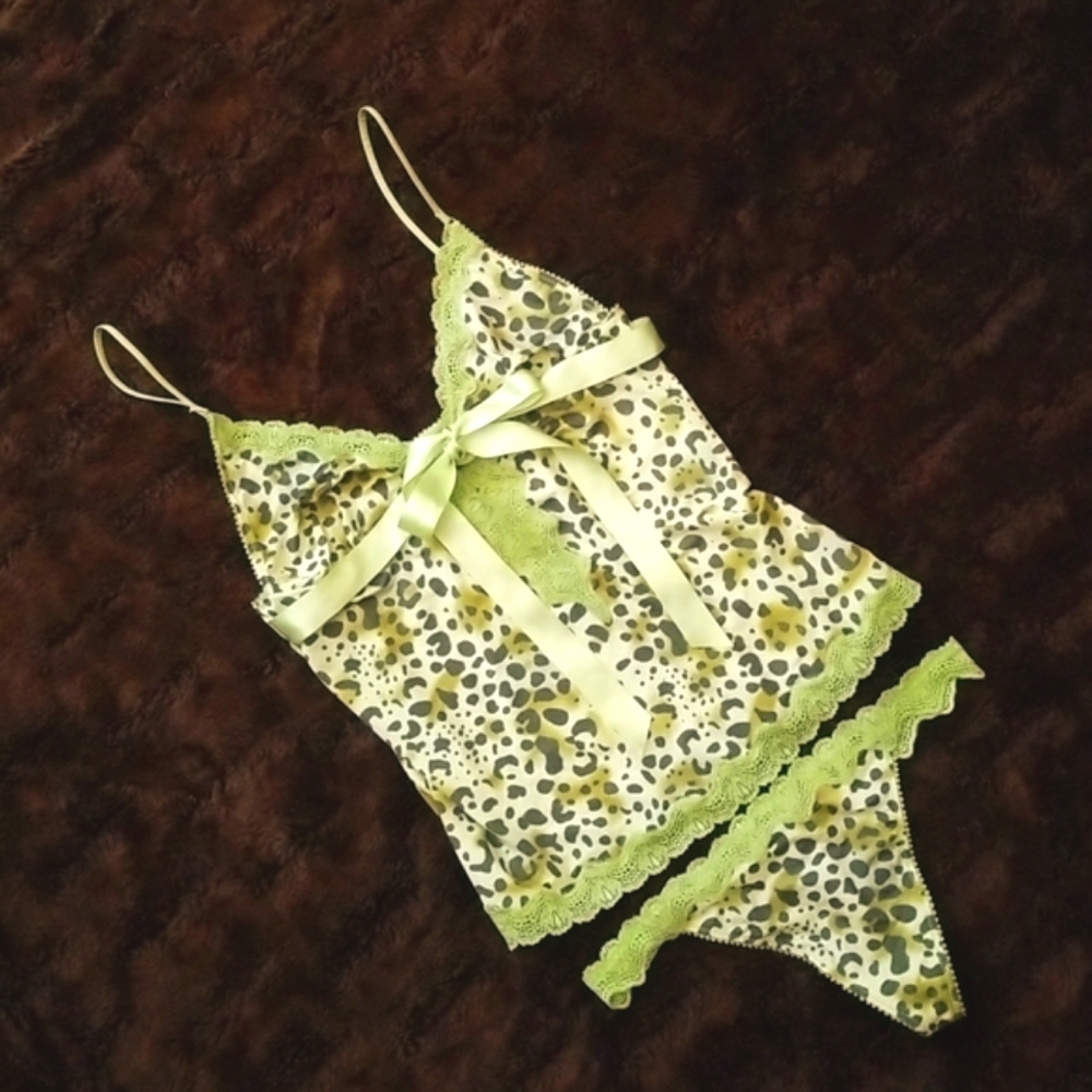 Jezebel Green Cheetah Print Strappy  Babydoll & Panty Set - Small